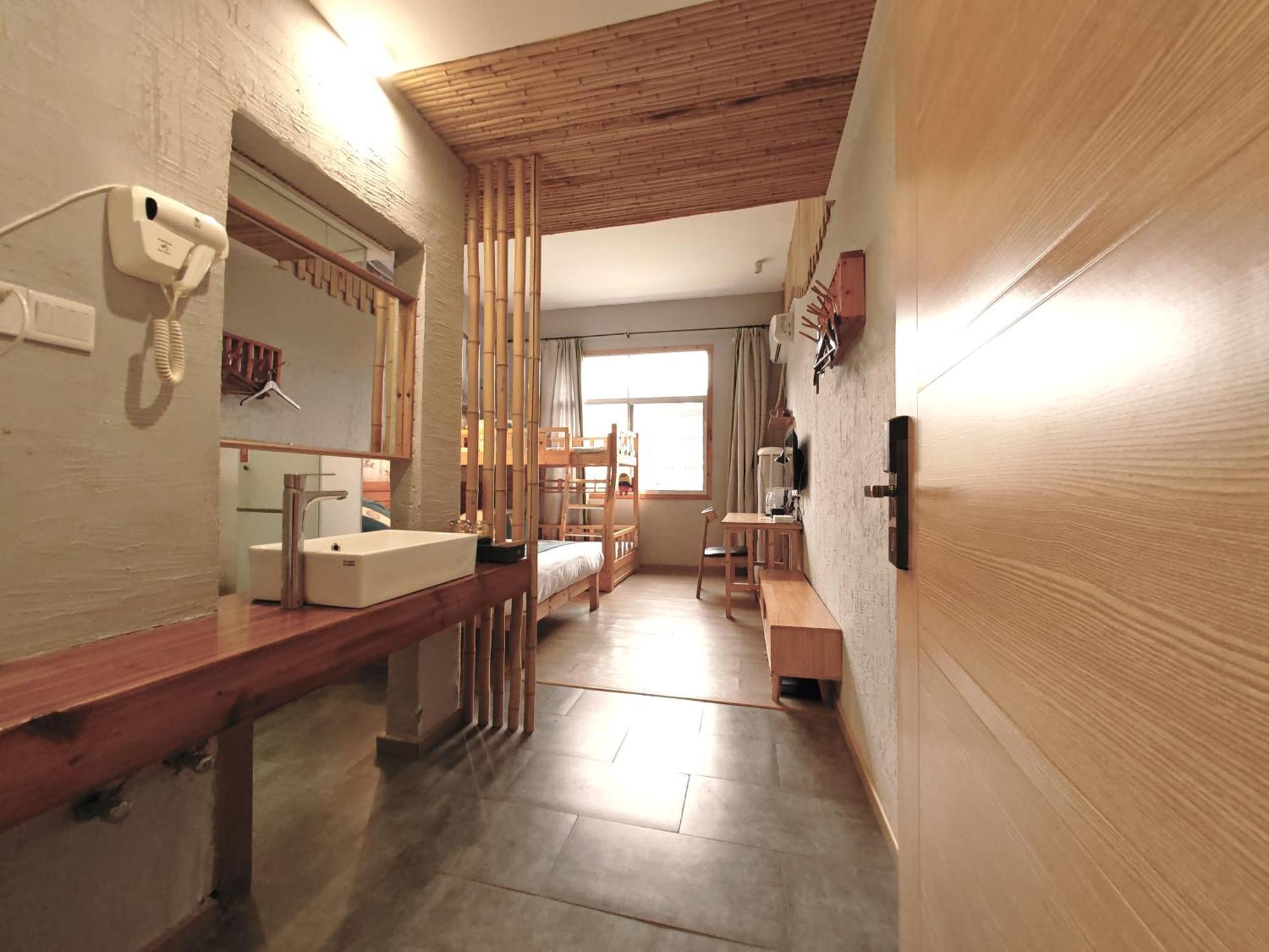 Zhangjiajie Forest Park Youth Hostel Экстерьер фото